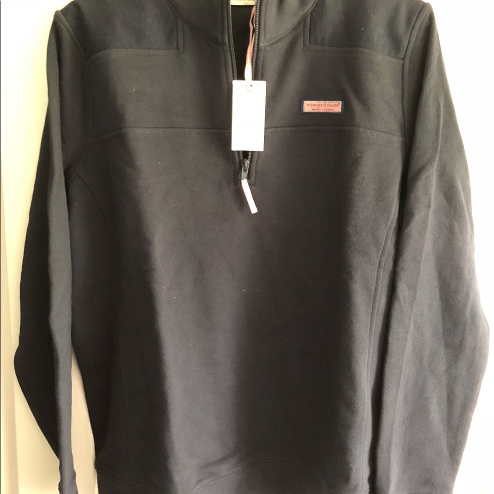 Vineyard Vines half zip!